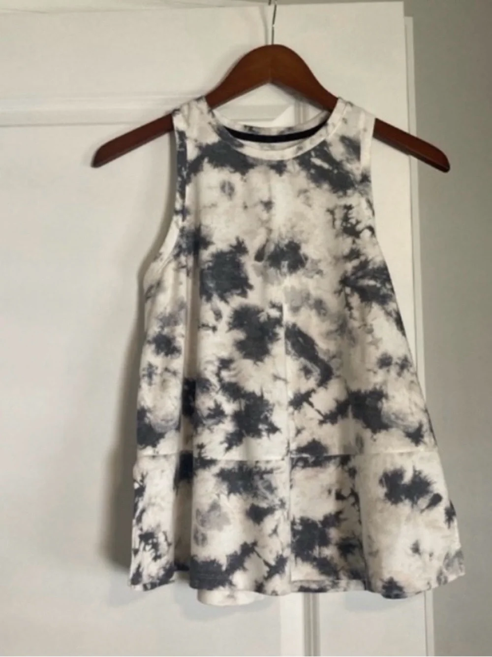 Anthropologie Refinery29 Chrissy Tie Dye Tank